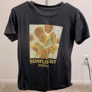 “Vincent sunflowers” t-shirt
